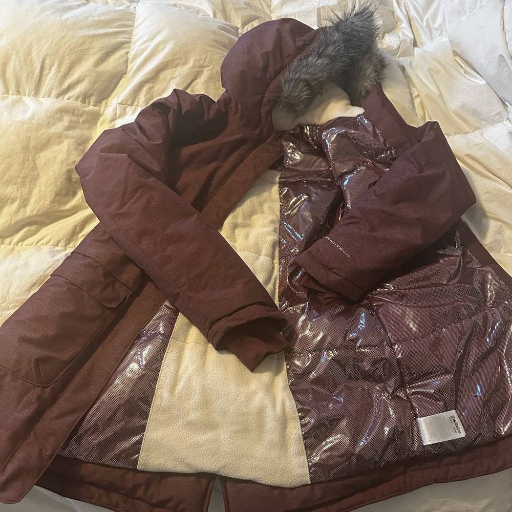 Columbia Omni-Tech Winter Coat (Girls- Size Large)